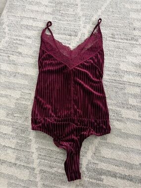 Vici Ribbed Velvet Open Back Bodysuit